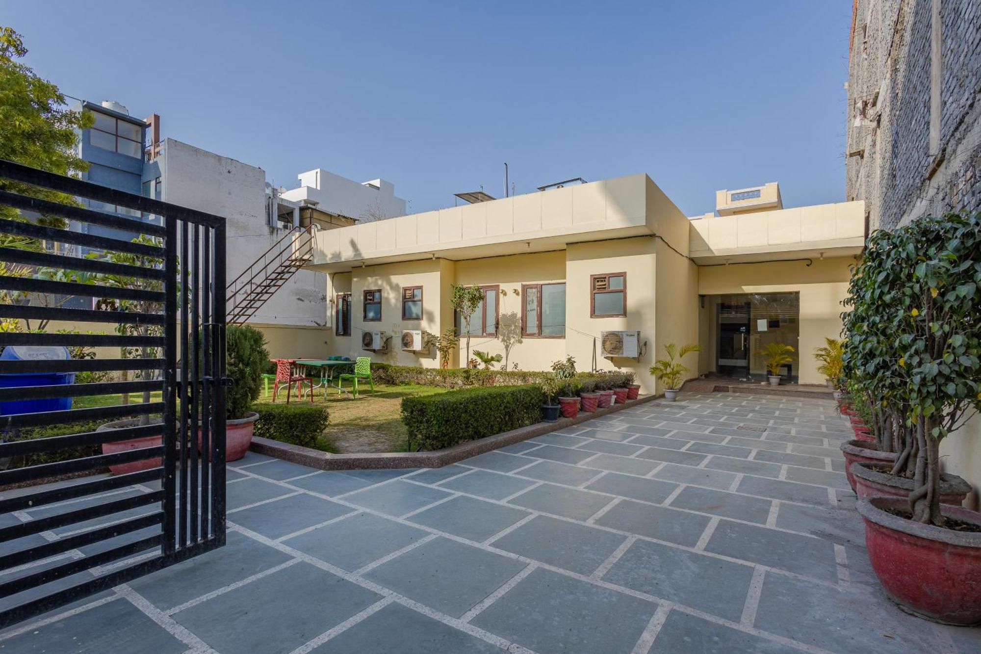 Lime Tree Studio Near Fortis Gurgaon Exterior photo