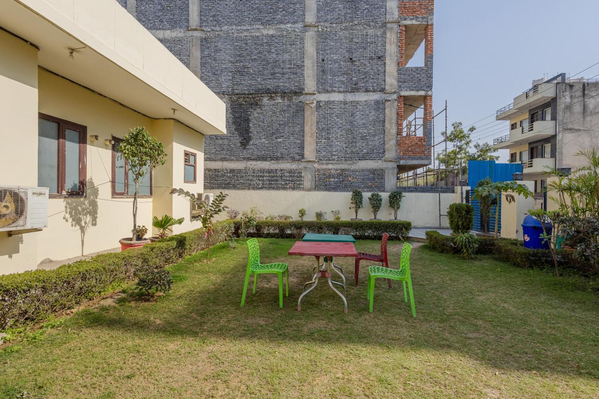 Lime Tree Studio Near Fortis Gurgaon Exterior photo