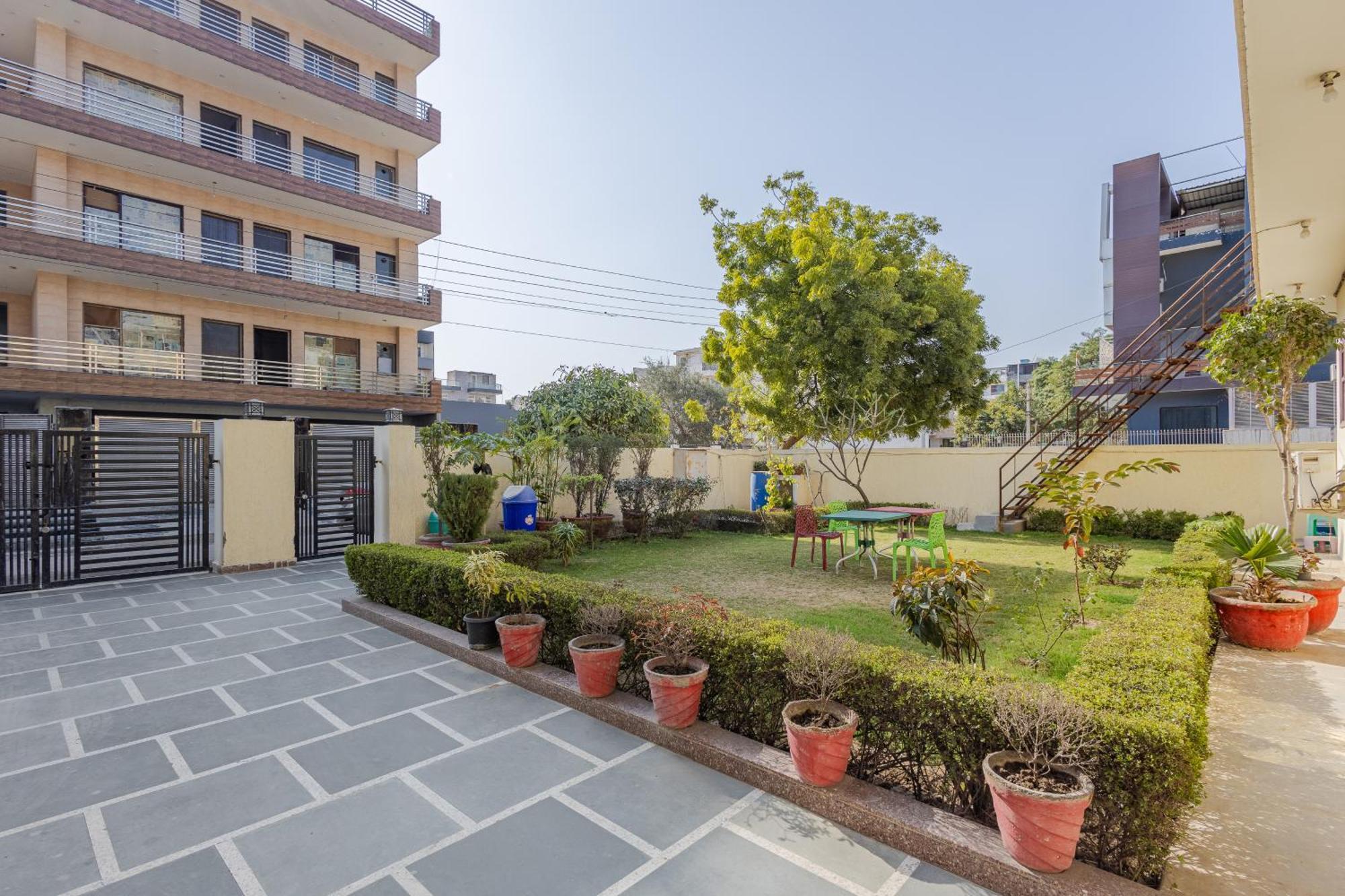 Lime Tree Studio Near Fortis Gurgaon Exterior photo
